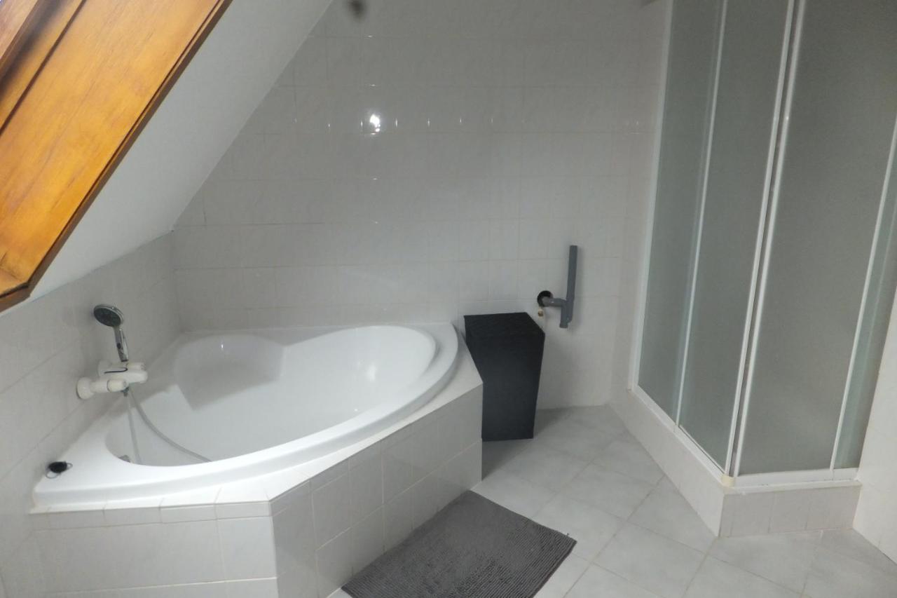 Superbe Appartement En Residence Betschdorf Exteriör bild